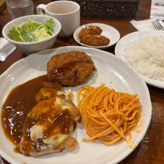 豚肉のチーズ乗せソテーとメンチカツ