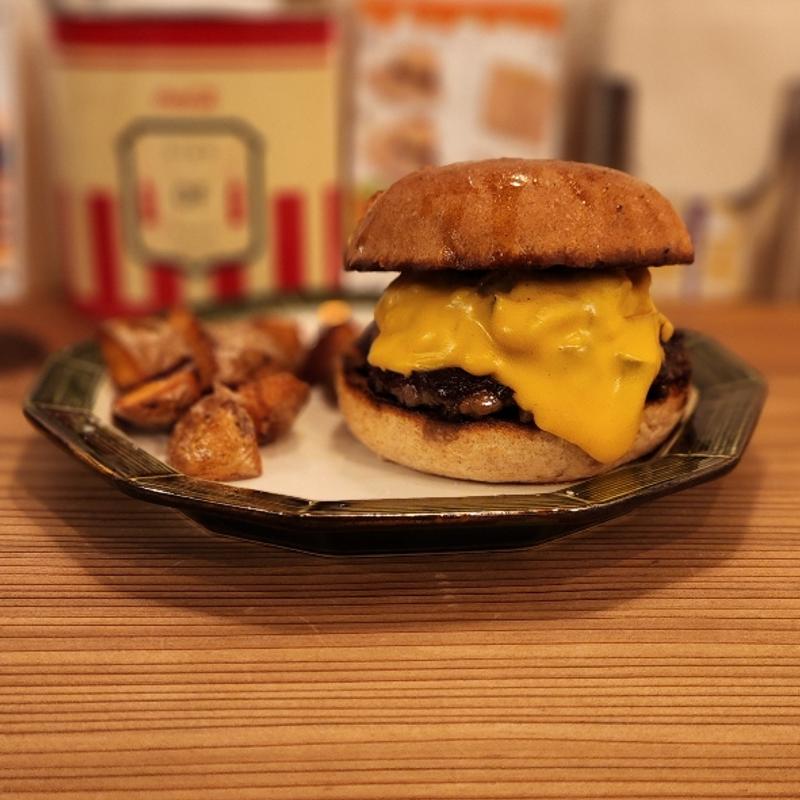チーズバーガー(BRISK STAND)