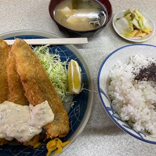 カマスフライ定食(小六)