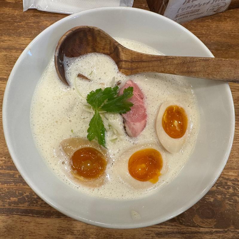 MOKUMOKUふんわり　ら〜めん　醤油(メンヤ モクモク)