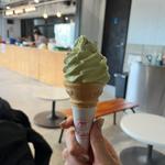 ピスタチオソフトクリーム(六甲牧場カフェ 北野通り)