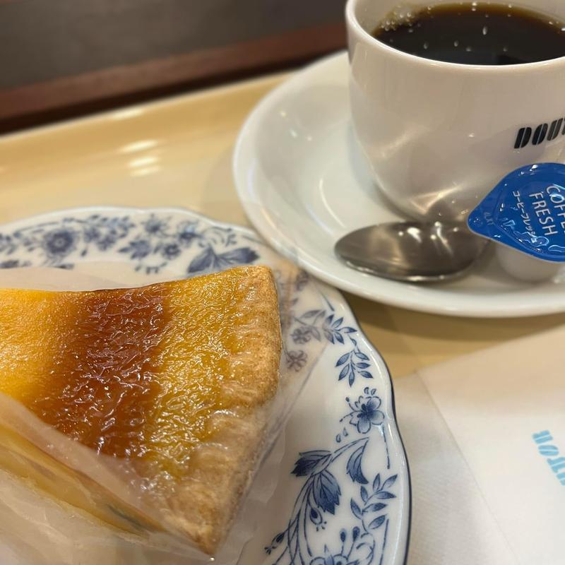 北海道パンプキンパイ (ドトールコーヒーショップ 祖師ヶ谷大蔵駅店)