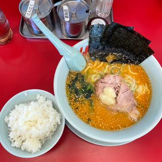 特製味噌ラーメン　半ライス(ラーメン山岡家 いわき店)