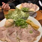 鶏白湯ラーメン　醤油のキラメキ