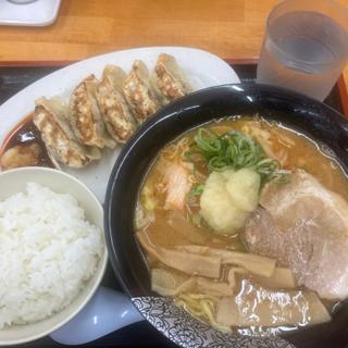 ネギ味噌ラーメン+半ライス