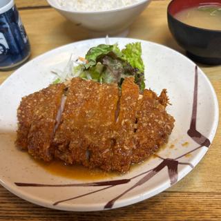 みそカツ定食(まる中)