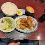 唐揚げ定食(肉バル アモーレ 新宿店)