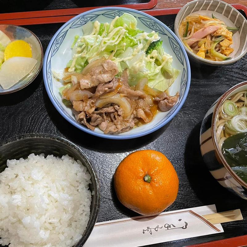 焼肉定食(甚六)