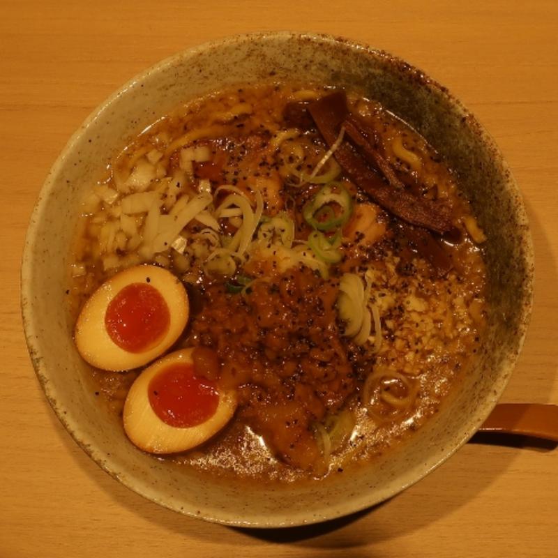 燻製玉子ラーメン(セアブラーメン 東中八)