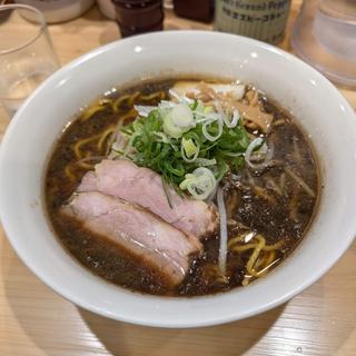 醤油ラーメン(三ん寅)
