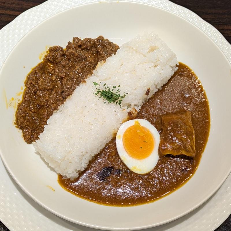 ビーフカレー＆キーマ(咖喱＆カレーパン 天馬 武蔵小杉東急スクエア店)