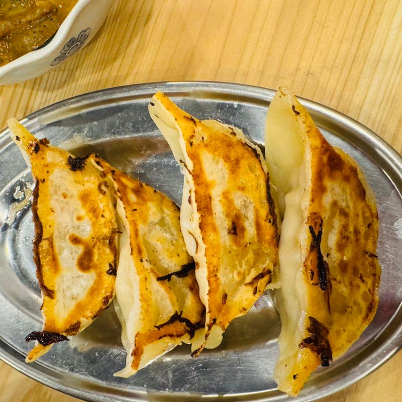 ジャンボ肉汁餃子(ひとくち餃子の頂 京成大久保駅前店)