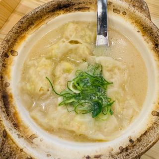 土鍋炊き餃子(ひとくち餃子の頂 京成大久保駅前店)