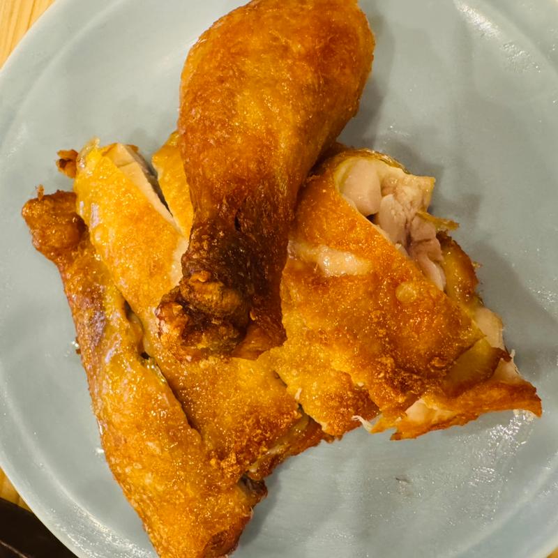 ひな鶏の素揚げ(ひとくち餃子の頂 京成大久保駅前店)