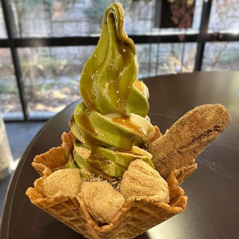 桔梗屋信玄餅ソフト 抹茶(桔梗信玄餅 工場テーマパーク)