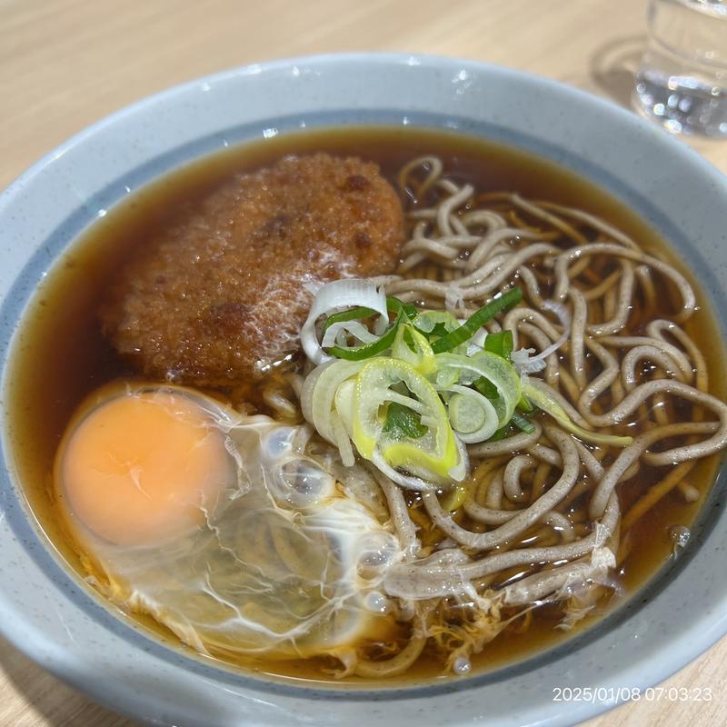 牛肉コロッケそば(豊はる)