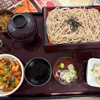 ミニうな丼　北海道ざるそば　アイスコーヒー(北海道生まれ和食処とんでん 草加新田店)