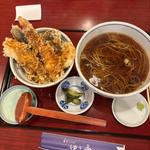 手打ち蕎麦と江戸前天丼（昼限定メニュー）