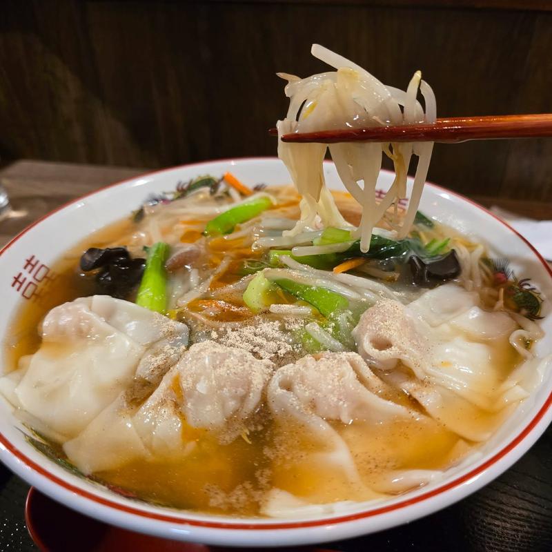 サンマーワンタンメン(亜細亜楼「爺爺(ｲｴｲｴ)のワンタンと豚バラの店」)