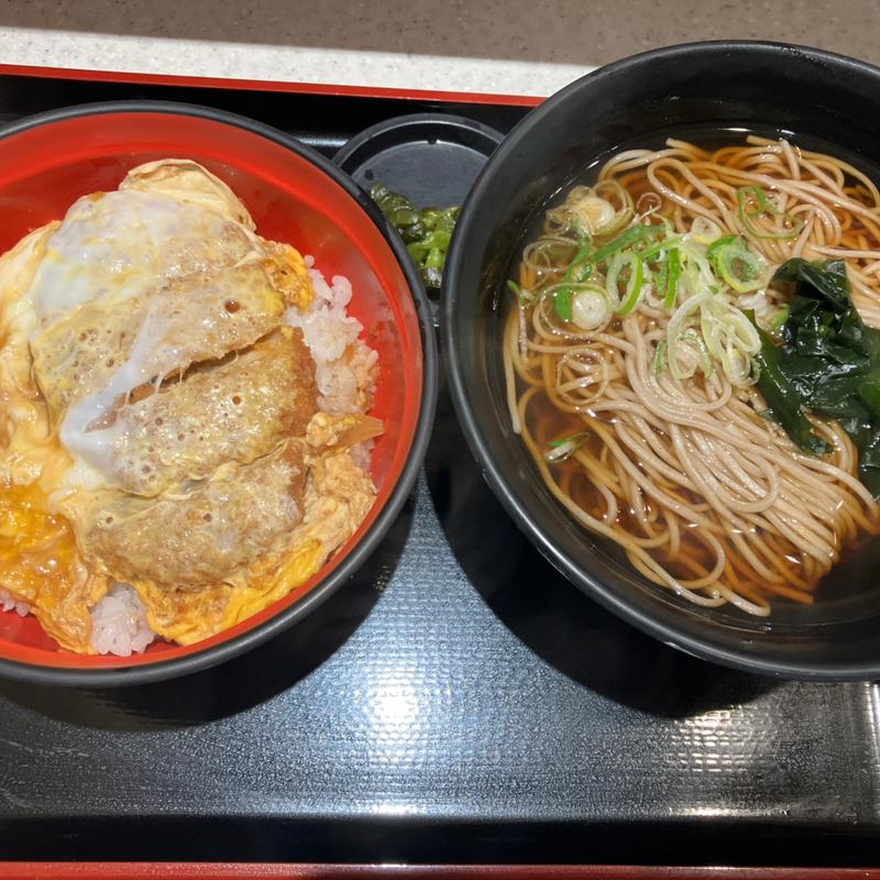 カツ丼セット(名代 富士そば 川崎東口店)