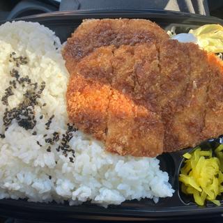 ロースカツ&コロッケ弁当(デイリーヤマザキ 日立みなと町店 )
