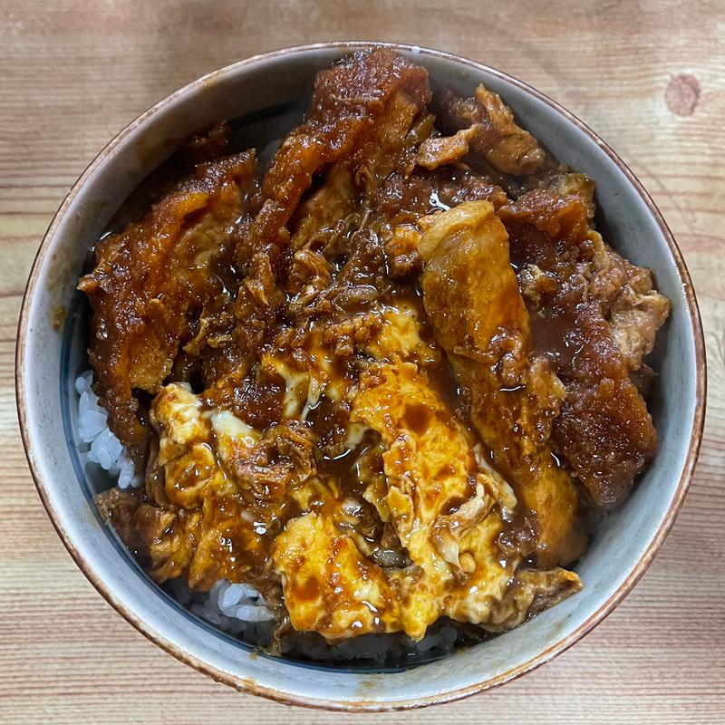 味噌カツ丼(岩正)