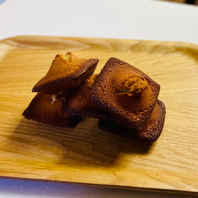 フィナンシェ(エシレ・パティスリー オ ブール 東急フードショー エッジ店)