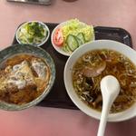 半カツ丼　半ラーメンセット