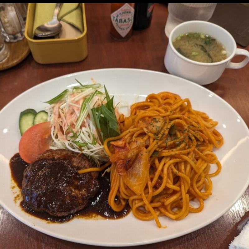 ハンバーグ&ナポリタン(Kitchen KAMEYA 洋食館)