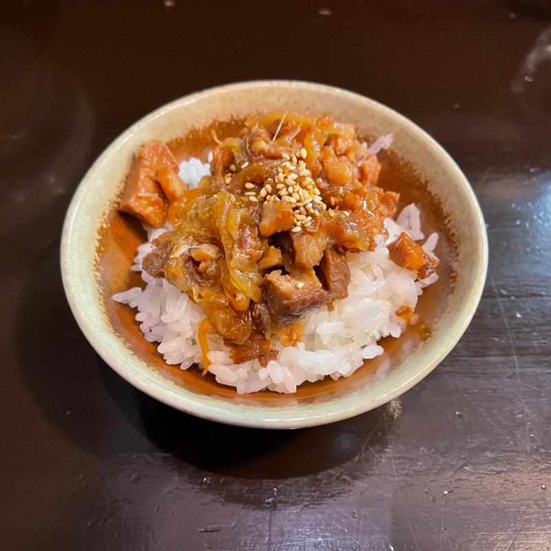 ミニチャーシュー煮込みご飯(らーめん奏)
