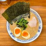 のり味玉ラーメン(横浜豚骨醤油ラーメンYOLO)