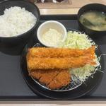 ロースかつ＆海老フライ(2尾)定食(松のや 中野坂上店)