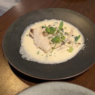 魚のクリームソース(Wine&Dining EKA)