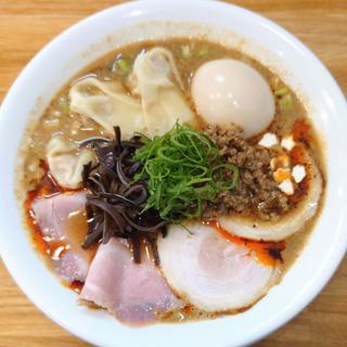 担々麺  チャーシュー ワンタン 味玉(麺工房やびな)