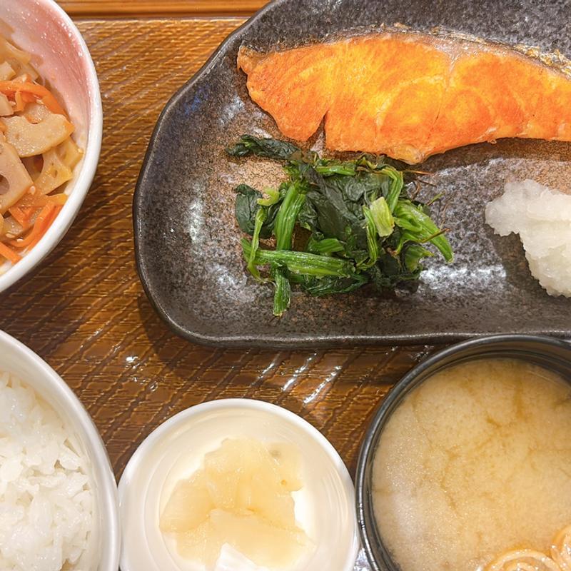 焼鮭朝定食(ガスト 徳島大学前店 )