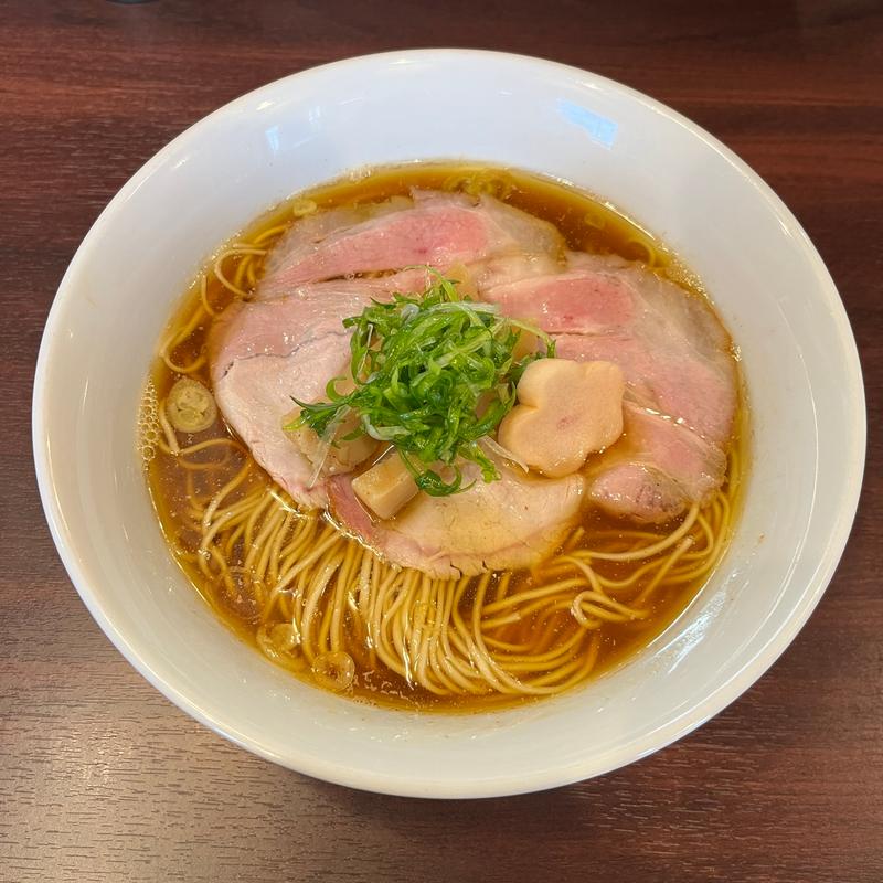 名古屋コーチンと煮干しの醤油ラーメン(限定)(麺乃はる)