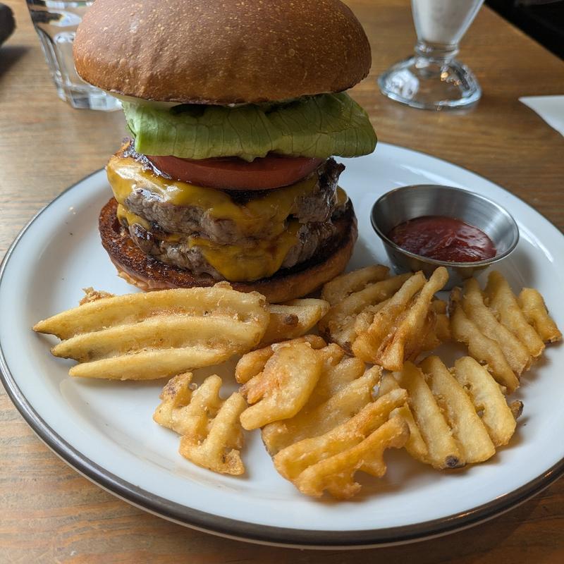 ダブルチーズバーガー(Burger Stand Tender)