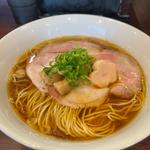 名古屋コーチンと煮干しの醤油ラーメン(限定)(麺乃はる)