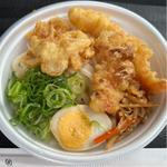 海老天ぷらとおかずのうどん弁当(香の川製麺 枚方津田店)