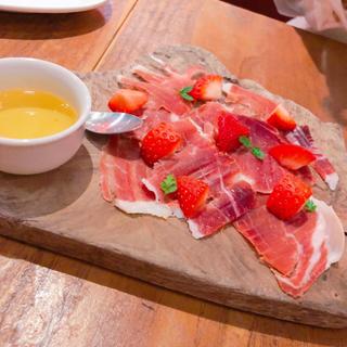 生ハム(スペインバル massa 京橋店)