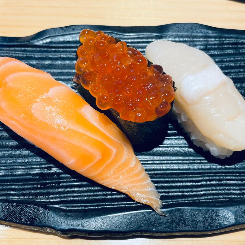 北海3種(沼津魚がし鮨 流れ鮨 富士吉田店)