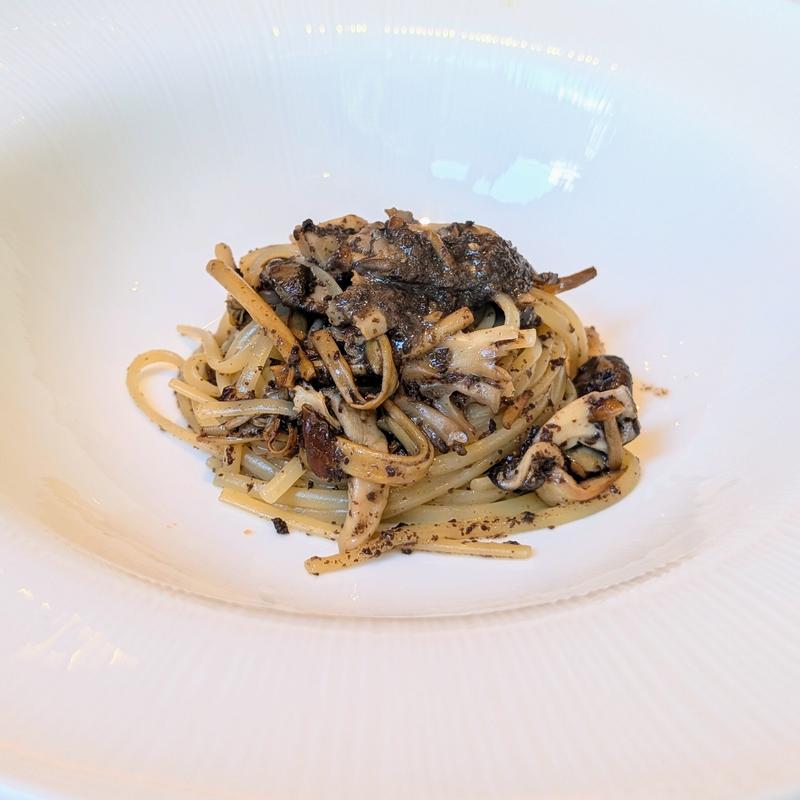 5種の茸、ブラウンマッシュルームセッキ(テストキッチン エイチ)