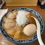 魚介豚骨チャーシュー麺味玉TP(山城屋)
