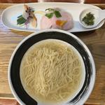 金目鯛のアラ焼きソバ(麺処しろくろ)