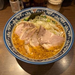 ネギチャーシュー辛味噌麺 味玉(麺屋黒船 狛江店)