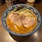 ネギチャーシュー辛味噌麺 味玉