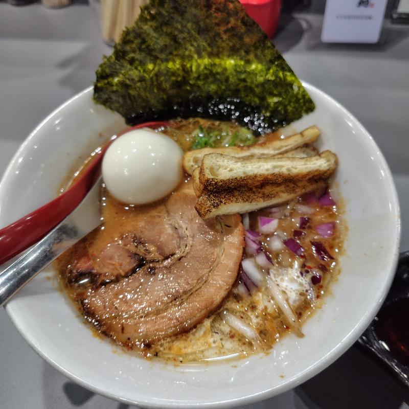 ピリ辛芳醇味噌ラーメンと半熟塩玉子(のだ麺 ～縁～ )