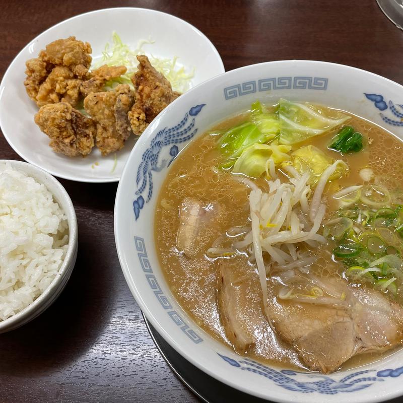 麦ラーメン唐揚げセット（ごはん付き）(麦 （むぎ）)
