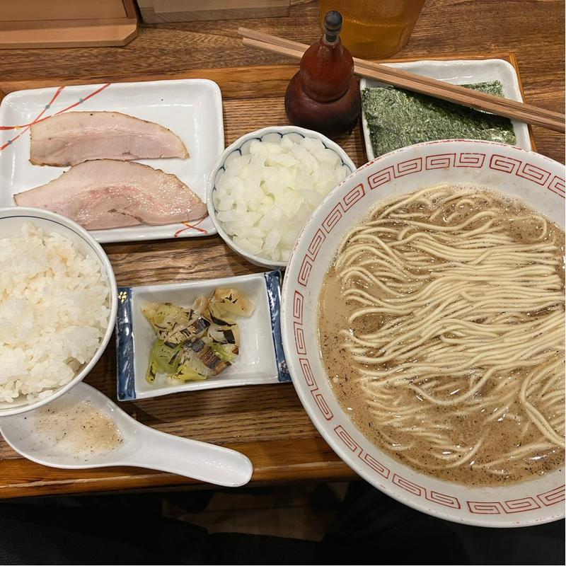 炭火焼濃厚中華そば　鰯(炭火焼濃厚中華そば 海富道)