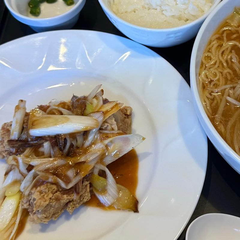 金山寺味噌のねぎみそ唐揚げ ～青唐辛子を添えて(デニーズ 甲府北店 )